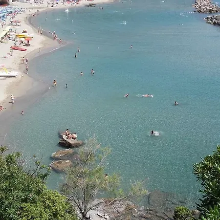 Un Gioiello Con Vista Mare בית נופש מונליה